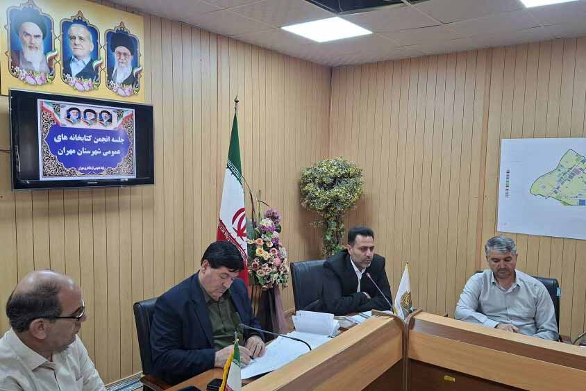 تاکید بر توسعه زیرساختهای کتابخوانی و کاهش آسیبهای اجتماعی