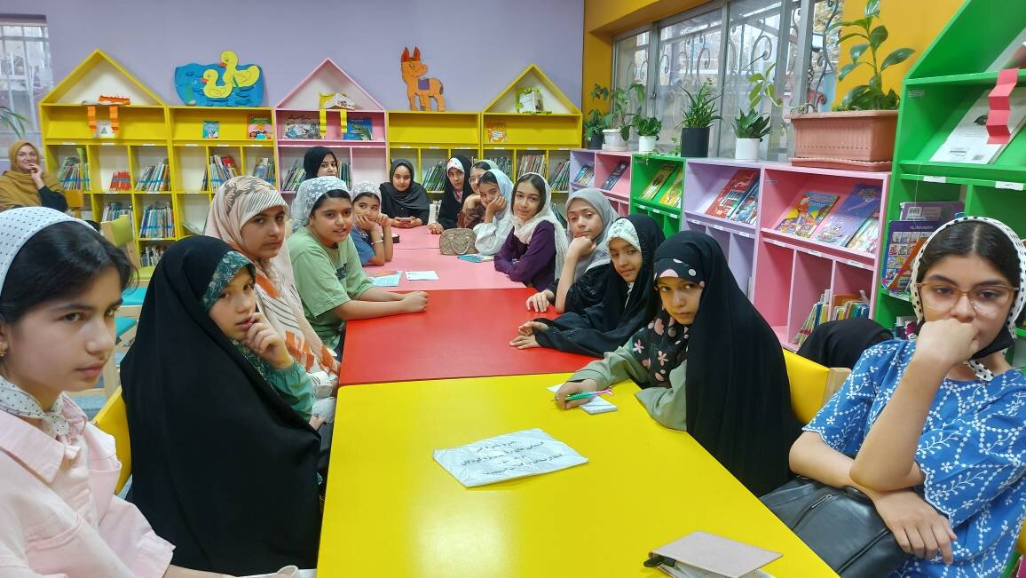 از مطالعه لذت‌بخش تا تحلیل دقیق؛ آموزش الگوی طلایی مطالعه به کودکان و نوجوانان بجنورد