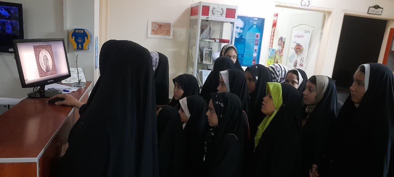 نشست تاریخ‌خوانی در کتابخانه شهید مطهری اشتهارد برگزار شد