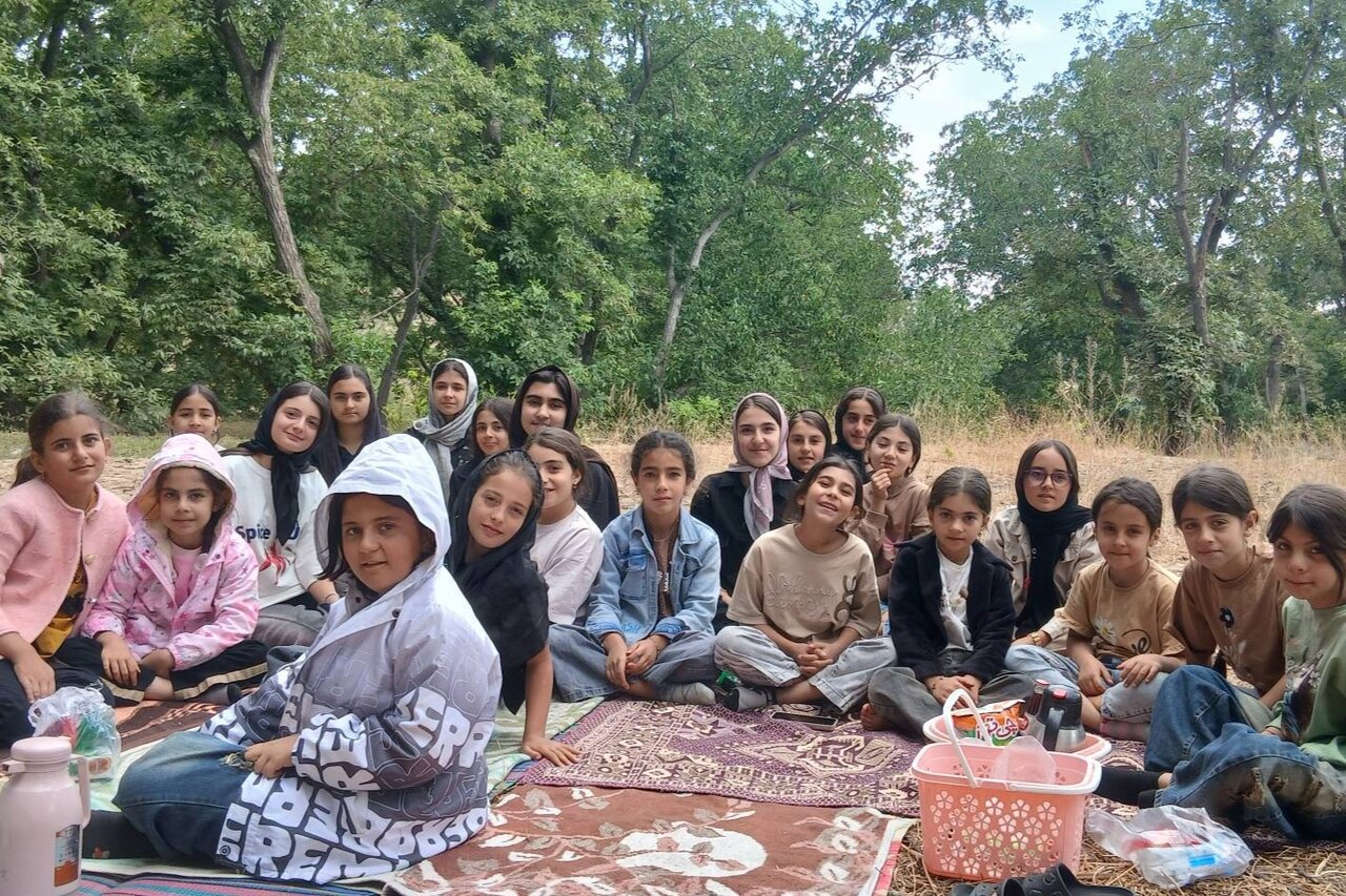 تابستانی پرنشاط برای کودکان و نوجوانان روستای ارلان در پیشخان خدمات کتابخانهای یعقوبی