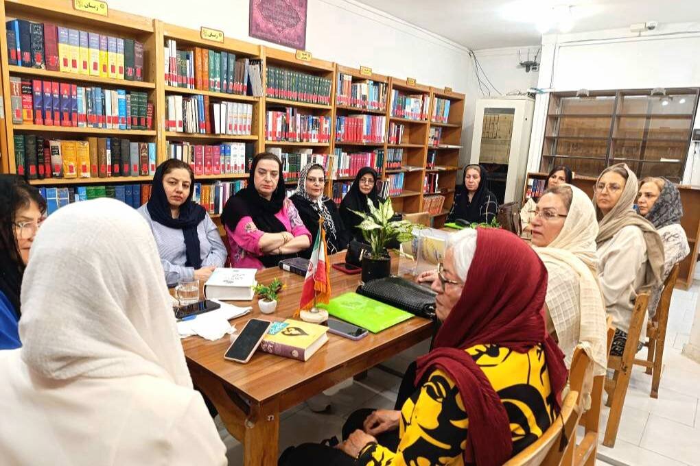 نشست‌های مطالعاتی و مثنوی‌خوانی در کتابخانه‌های عمومی گنبد کاووس برگزار شد