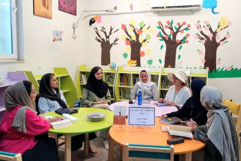 نشست‌های مطالعاتی و مثنوی‌خوانی در کتابخانه‌های عمومی گنبد کاووس برگزار شد