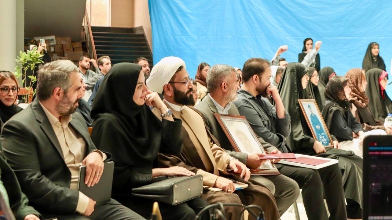 اجرای نمایش «زنگ انشا» در کتابخانه مرکزی خوزستان