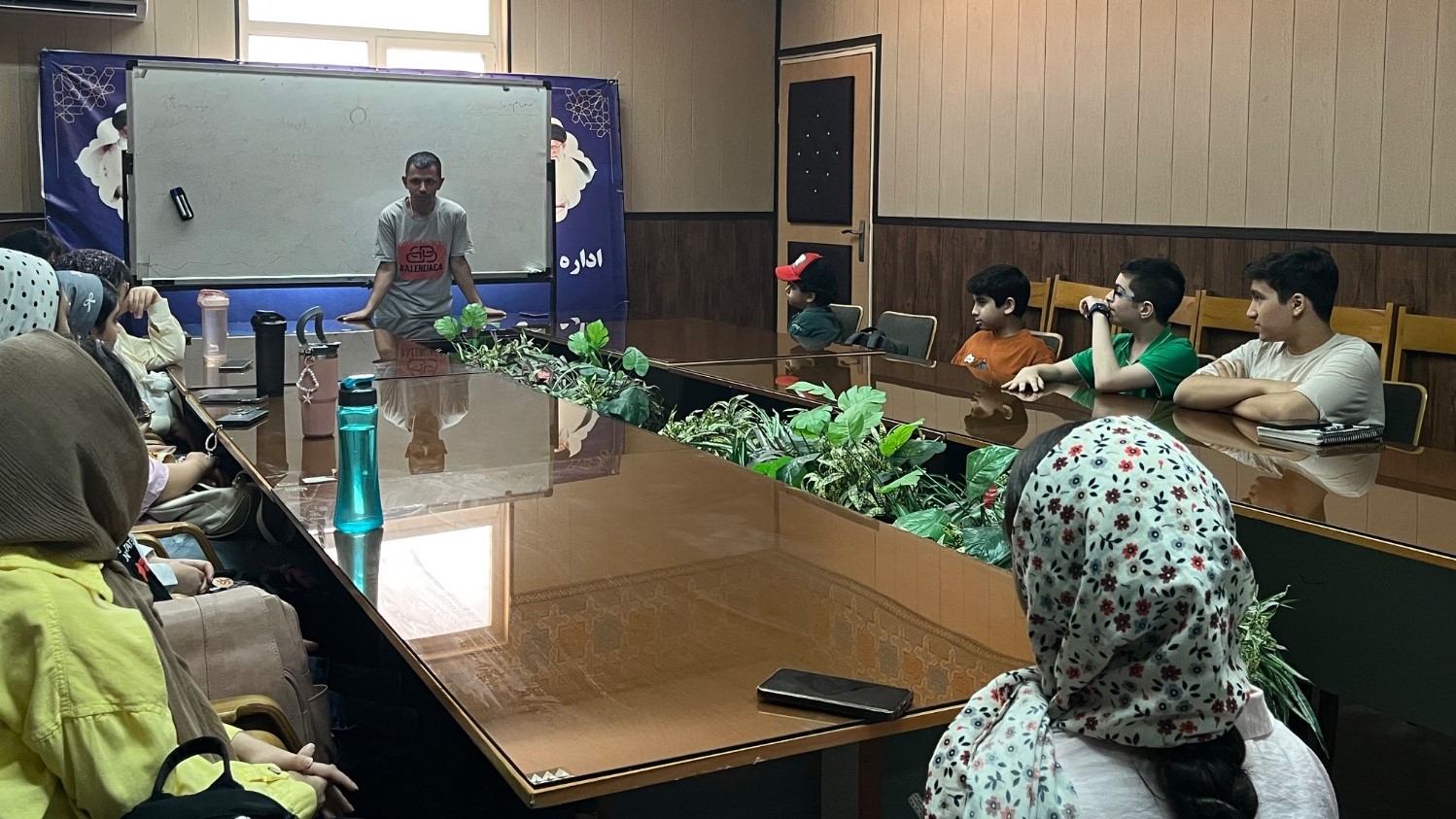 «آکادمی ترویج خواندن» در کتابخانه مرکزی خوزستان با حضور نوجوانان «فن‌تاب» آغاز به‌کار کرد
