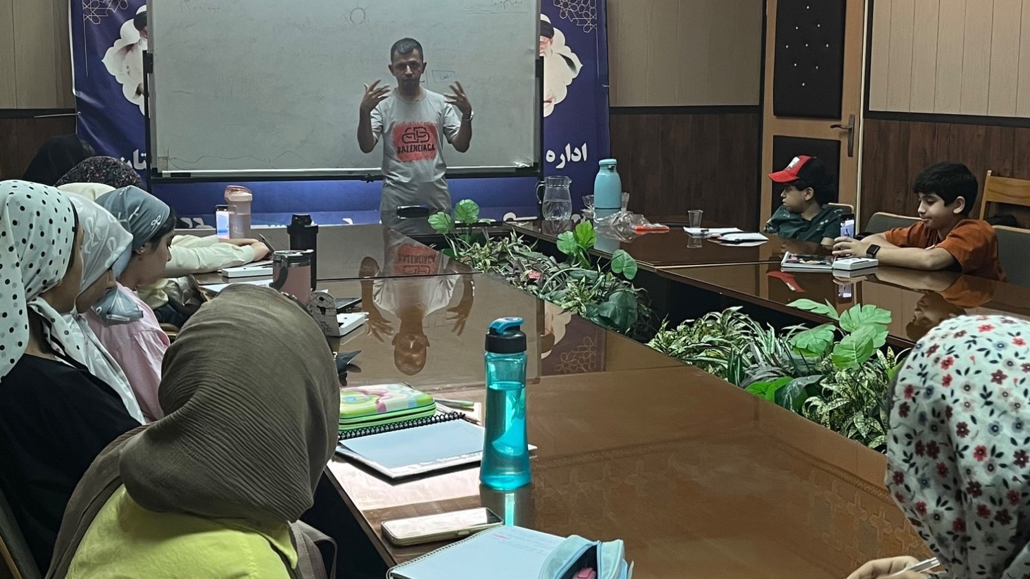 «آکادمی ترویج خواندن» در کتابخانه مرکزی خوزستان با حضور نوجوانان «فن‌تاب» آغاز به‌کار کرد