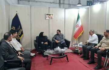 دیدار مدیرکل کتابخانه‌های عمومی کردستان با مدیرکل فرهنگ و ارشاد اسلامی استان در نمایشگاه کتاب