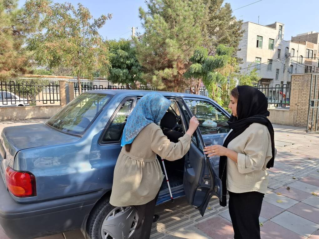 برگزاری سومین جلسه کارگاه آموزشی «جهتیابی و تحرک» در کتابخانه شهید رجایی ملارد