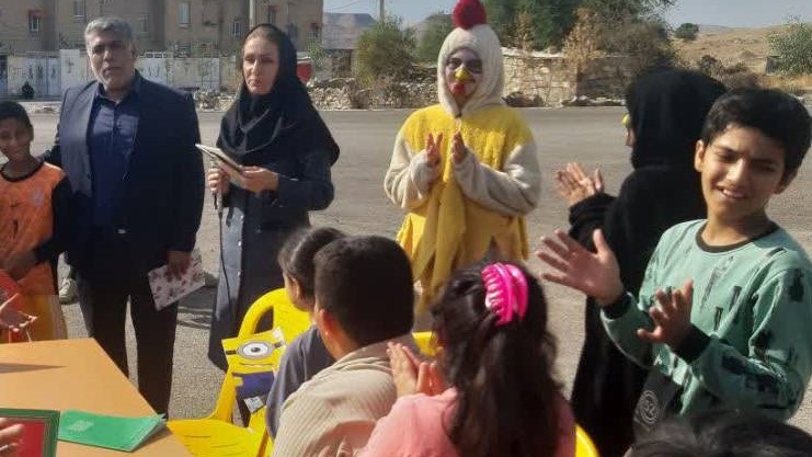 «کاروان دانایی» در مناطق کم‌برخوردار شهرستان لالی به حرکت درآمد