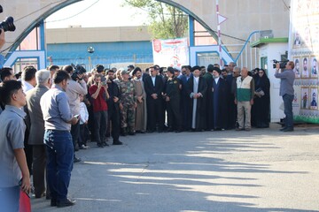  گزارش تصویری از حضور اداره‌کل کتابخانه‌های عمومی در کنگره ۲۷۵۰ شهید