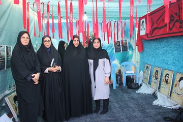  گزارش تصویری از حضور اداره‌کل کتابخانه‌های عمومی در کنگره ۲۷۵۰ شهید
