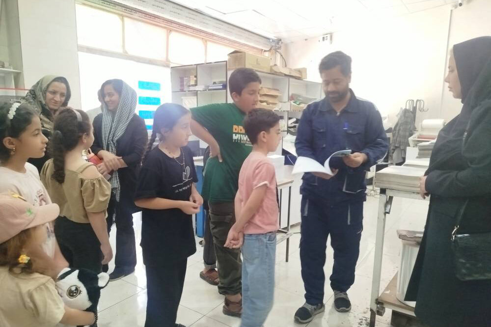 کودکان ایلامی مسیر تولد کتاب را دیدند