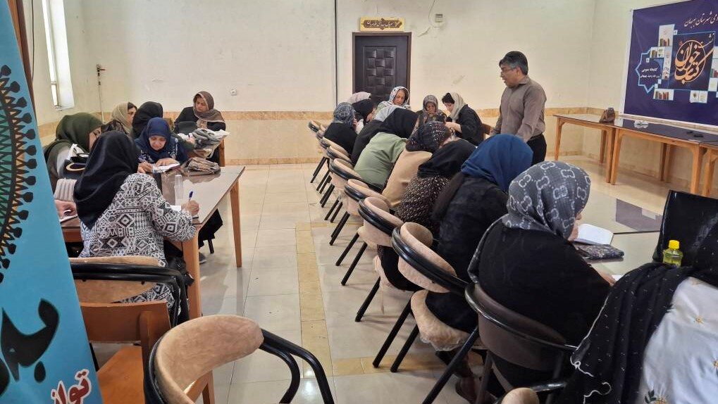 کتابخانه آیت‌الله وحید بهبهانی، میزبان کارگاه آموزشی «لاغری بر پایه مزاج‌شناسی» شد