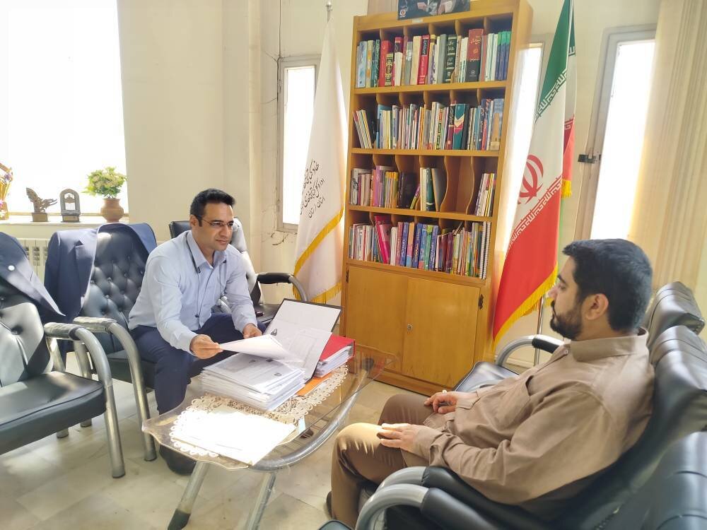 بازدید نظارتی معاون ادارهکل کتابخانههای عمومی لرستان از کتابخانههای شهرستان بروجرد