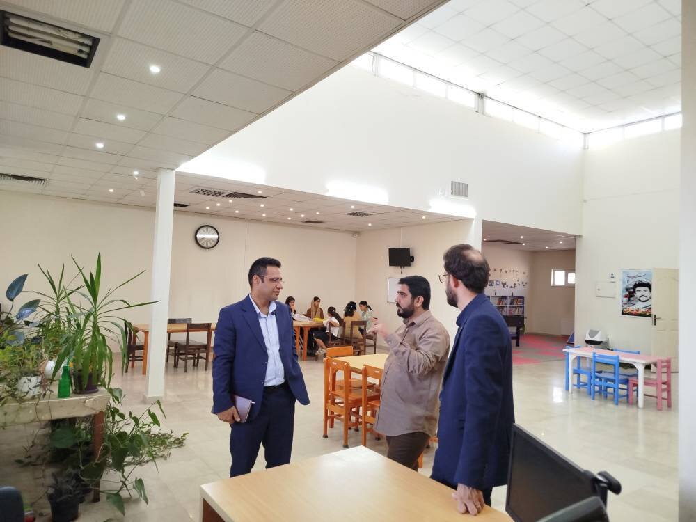 بازدید نظارتی معاون ادارهکل کتابخانههای عمومی لرستان از کتابخانههای شهرستان بروجرد