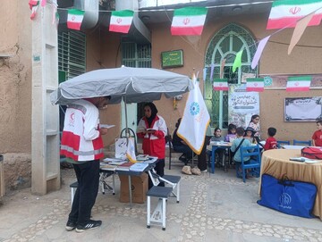 غرفه کتابخانه‌های عمومی ابهر در چهارمین جشنواره انگور درسجین؛