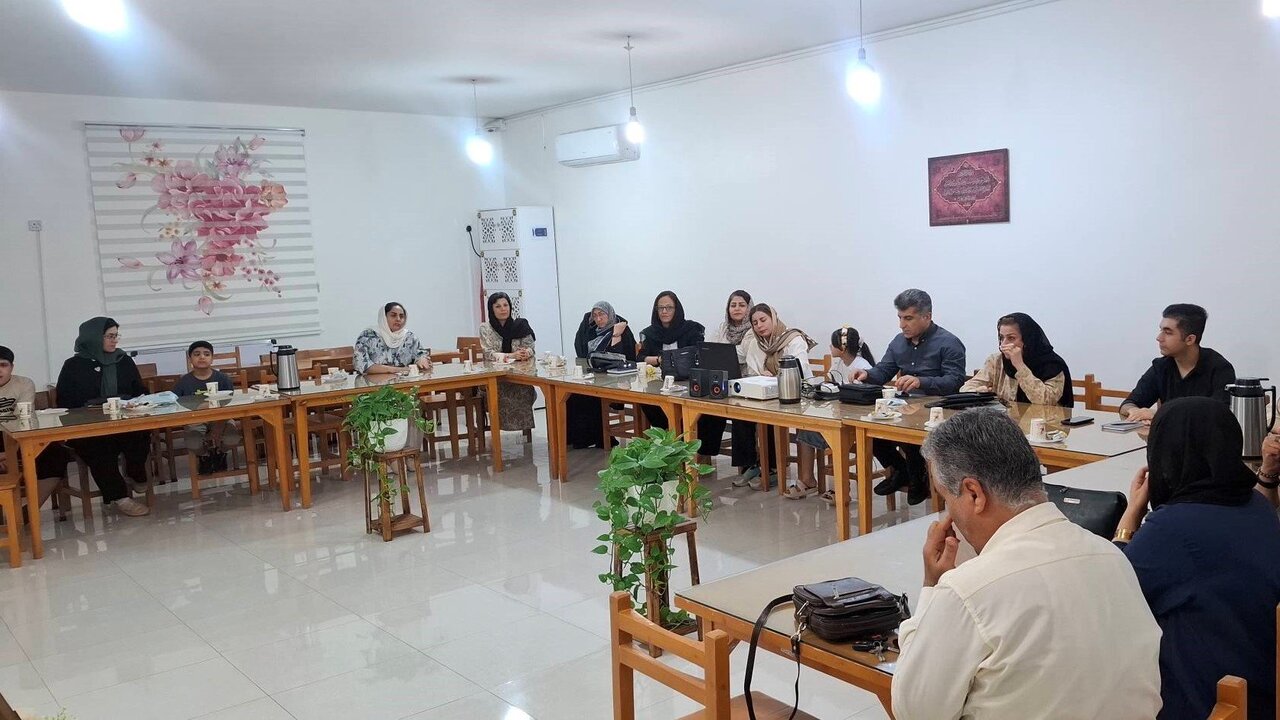 برگزاری پنجمین نشست ادبی محفل «رستا» در بندر ماهشهر