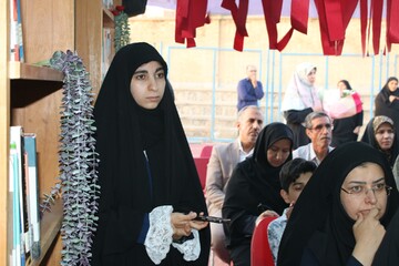 غرفه اداره‌کل کتابخانه‌های عمومی روز سوم کنگره شهدا در قاب تصاویر