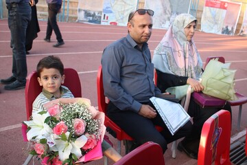 غرفه اداره‌کل کتابخانه‌های عمومی روز سوم کنگره شهدا در قاب تصاویر