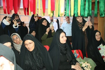غرفه اداره‌کل کتابخانه‌های عمومی روز سوم کنگره شهدا در قاب تصاویر