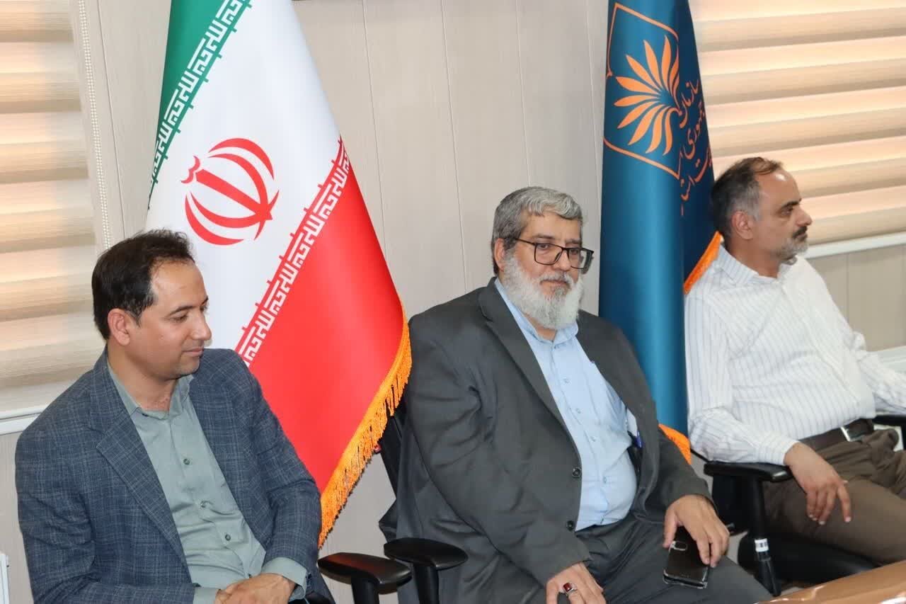 همافزایی فرهنگی کتابخانههای عمومی و مرکز اسناد یزد کلید خورد