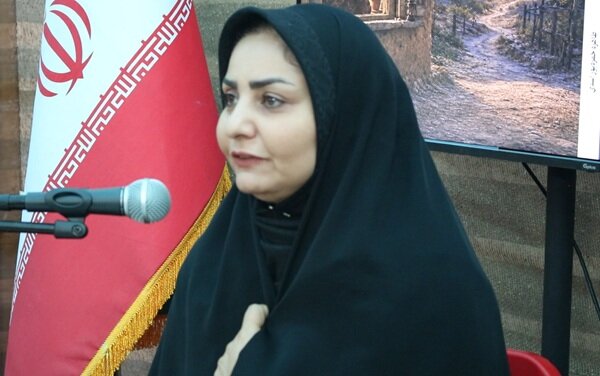 رونمایی از سه اثر مستند «نشر ماه نشان» در استان چهارمحال و بختیاری