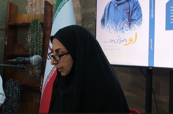 رونمایی از سه اثر مستند «نشر ماه نشان» در استان چهارمحال و بختیاری