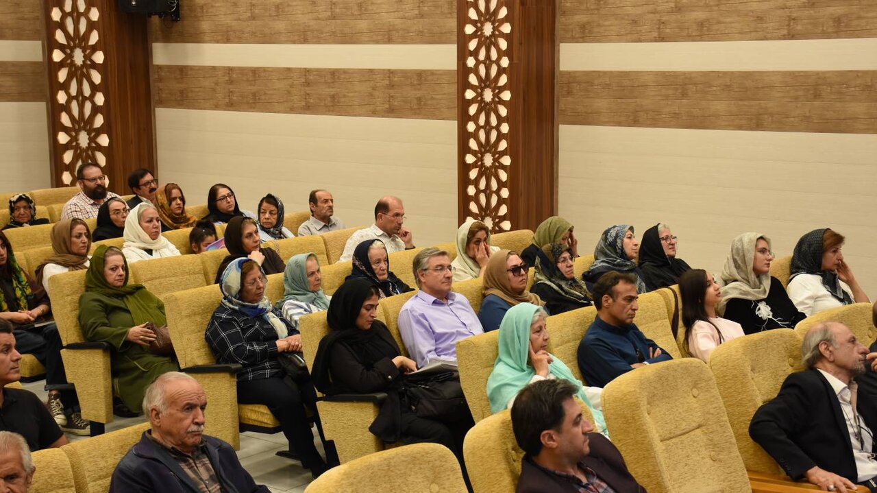 شهریار، شاعری برخاسته از سنت، پیشرو در نوآوری و نزدیک به زبان مردم