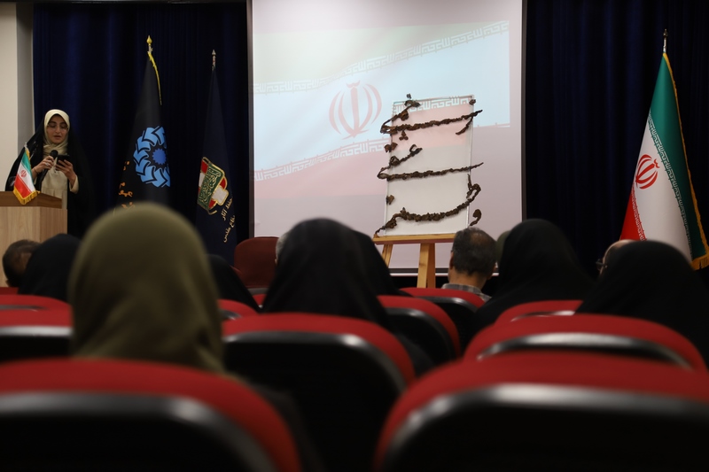 «عصر روایت»؛ روایت مقاومت و جنگ رمضان در بوشهر با رونمایی از «لوح وطن»