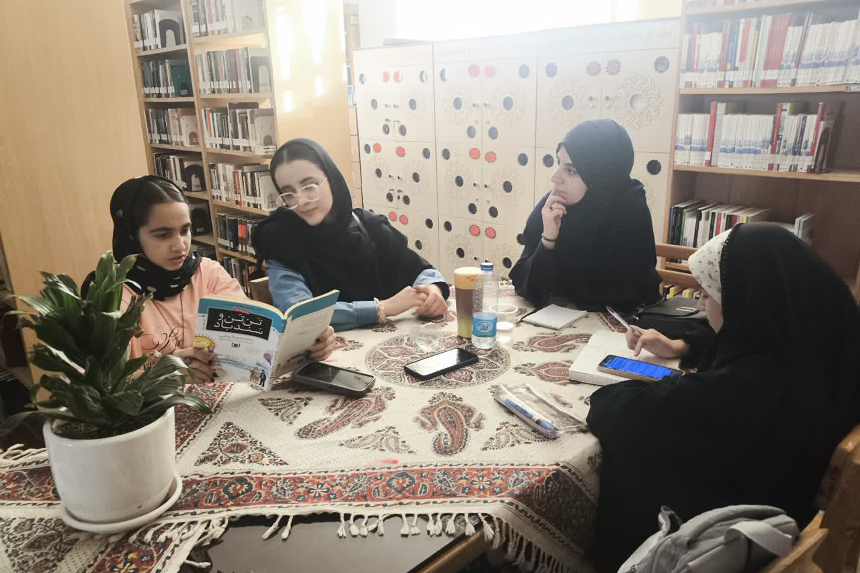 کتابخانههای عمومی استان مرکزی؛ پایگاههای یادگیری و مطالعه
