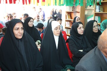مراسم رونمایی از آثار دفاع مقدس در قلب کنگره شهدا از قاب دوربین