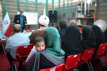 مراسم رونمایی از آثار دفاع مقدس در قلب کنگره شهدا از قاب دوربین