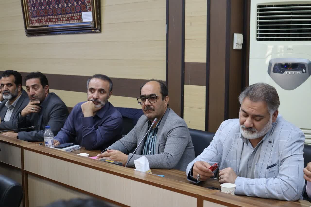 ۱۵۰۰ متر زمین برای ساخت کتابخانه استاندارد ورامین واگذار میشود