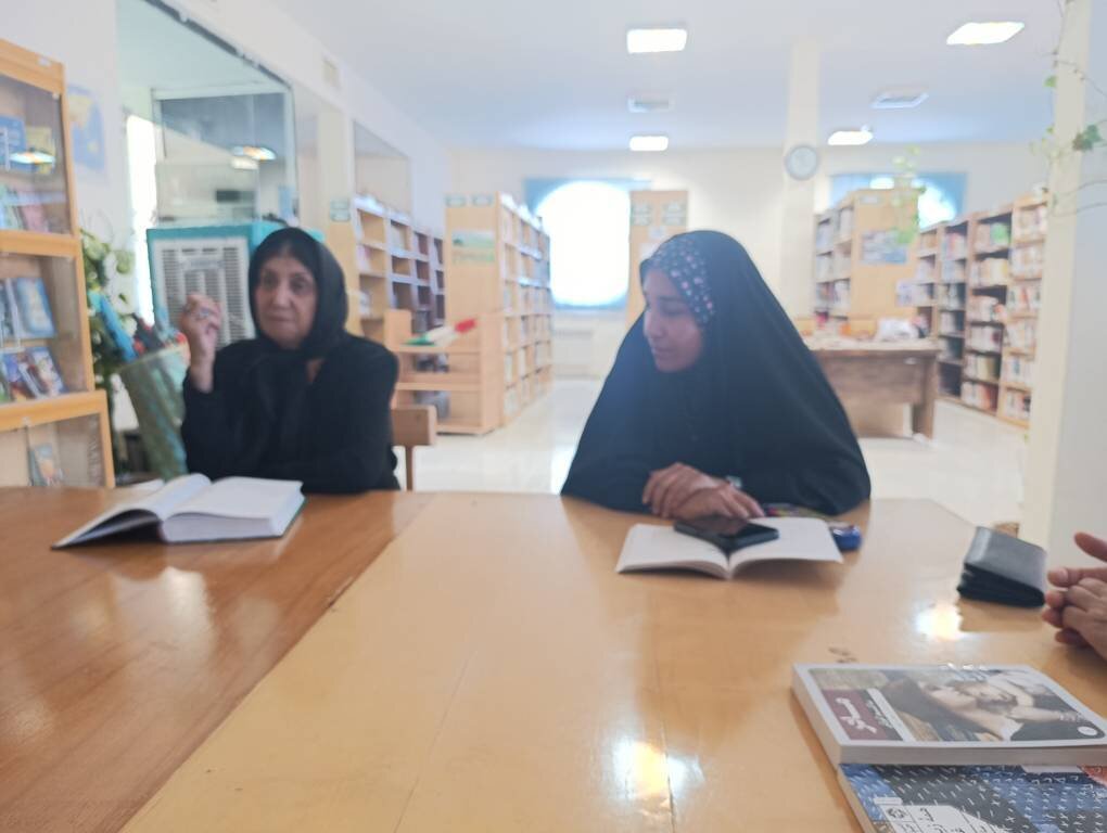 برگزاری نشست‌های انجمن و رویدادهای کتابخانه‌ای در شهرستان‌های کرمانشاه