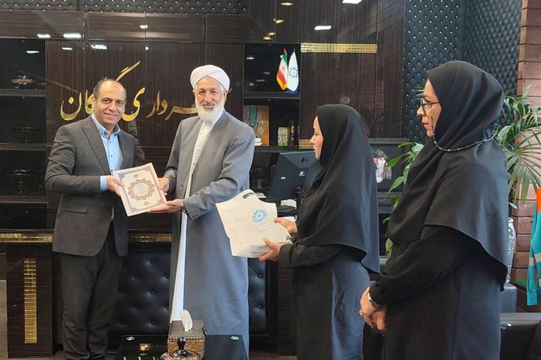 تقدیر مدیرکل کتابخانه‌های عمومی گلستان از شهردار گرگان