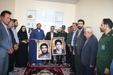 دیدار با خانواده شهیدان باقری