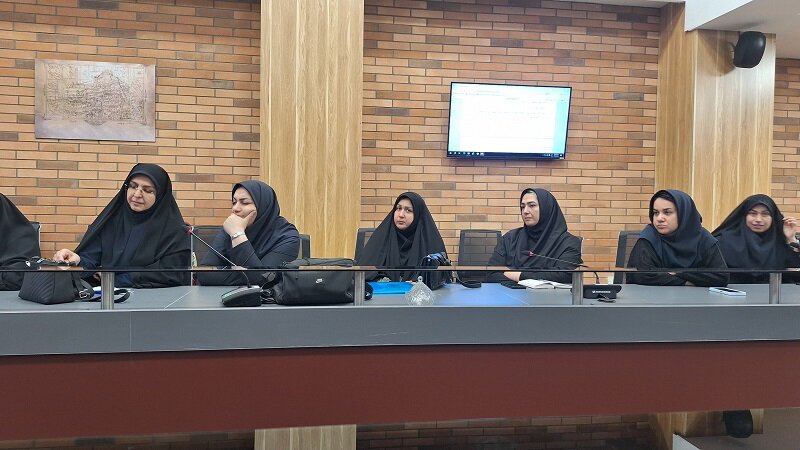 دوره آموزشی «فن بیان و مهارت‌های ارتباطی در مدیریت کتابخانه‌ای»