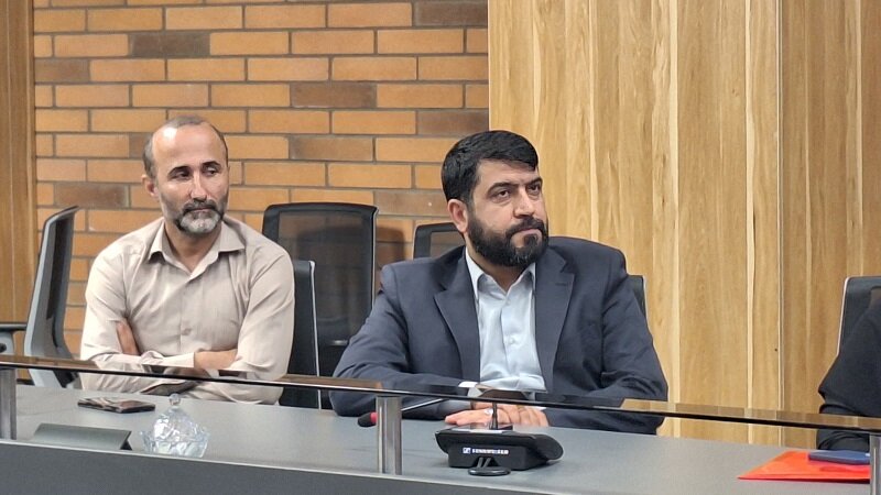 دوره آموزشی «فن بیان و مهارتهای ارتباطی در مدیریت کتابخانهای»