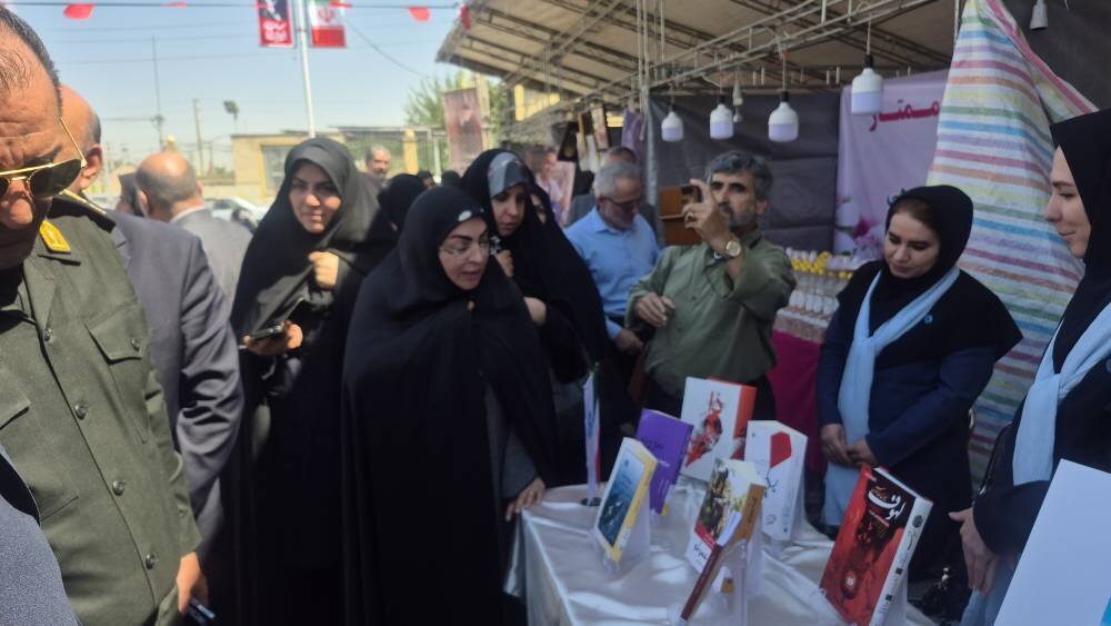 کتابخانه‌های عمومی اسلامشهر با برنامه‌های فرهنگی به جشنواره اقوام آمدند