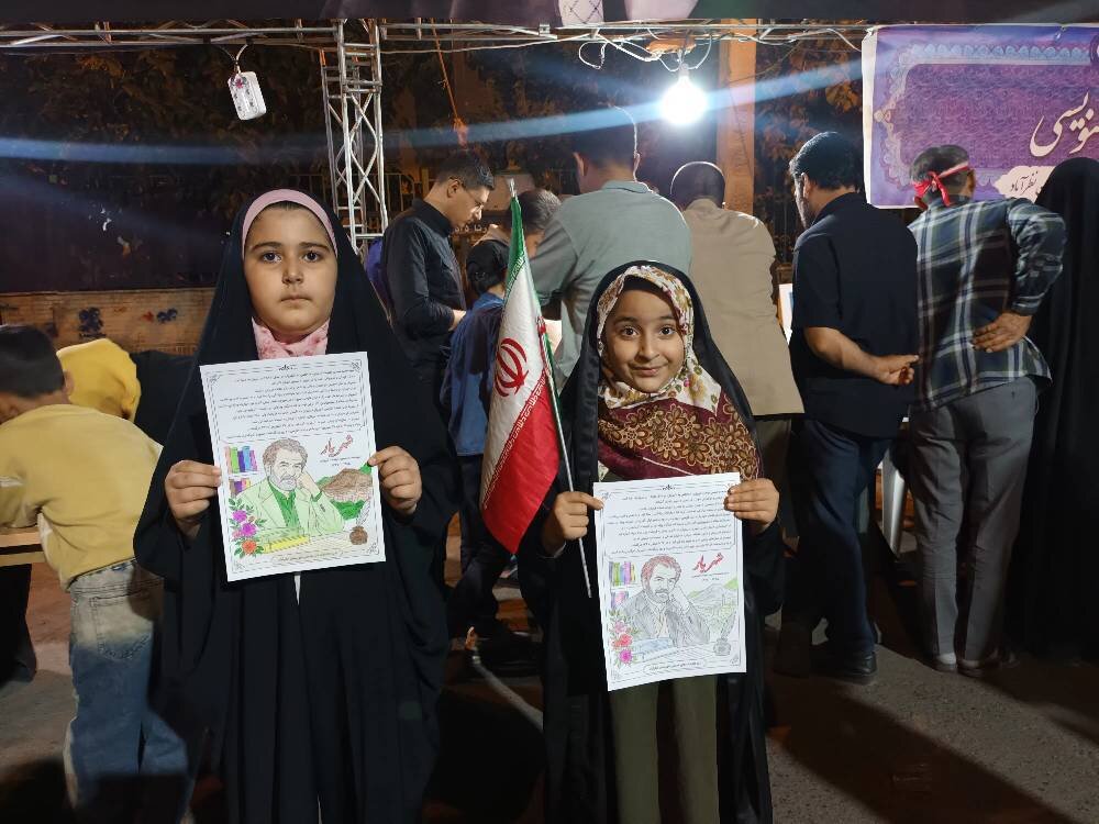 برگزاری محفل ادبی «امشب ای ماه» در تجمعات شبانه شهرستان نظرآباد