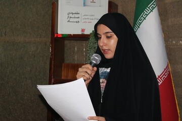 قاب‌های ماندگار از غرفه اداره‌کل کتابخانه‌های عمومی چهارمحال و بختیاری  در کنگره شهدا