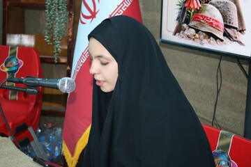 قاب‌های ماندگار از غرفه اداره‌کل کتابخانه‌های عمومی چهارمحال و بختیاری  در کنگره شهدا