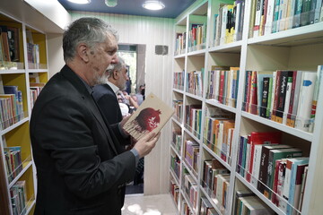 آیین راه‌اندازی ۴ دستگاه خودروی کتابخانه عمومی سیار