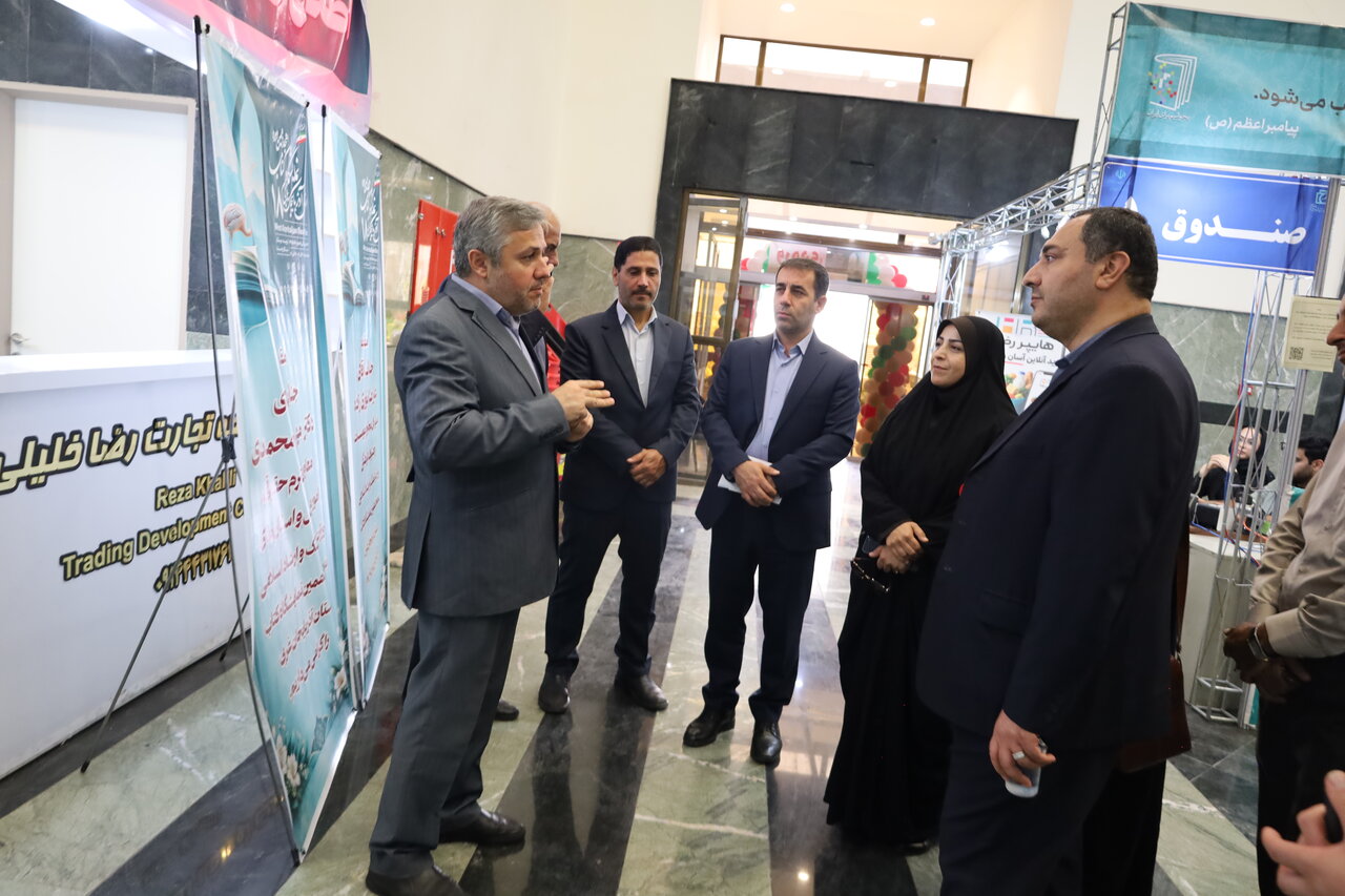 غرفه ترویجی فرهنگی ادارهکل کتابخانههای عمومی آذربایجانغربی برپا شد