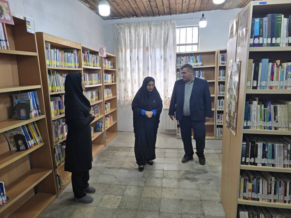 فلاح کردآبادی از کتابخانه شهدای آلاشت بازدید کرد