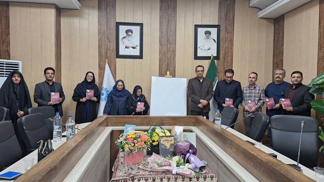 رونمایی از کتاب «برخاستن» اثر مهرناز نصیری در کانون توجه نخبگان ادبی استان سمنان