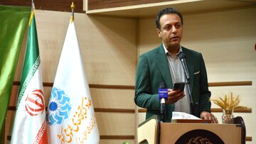 برگزاری محفل ادبی "روز شعر و ادب فارسی" در کرمانشاه
