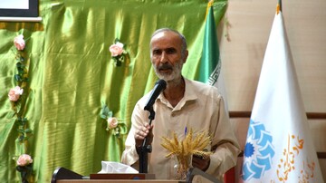 برگزاری محفل ادبی "روز شعر و ادب فارسی" در کرمانشاه