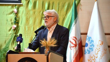 برگزاری محفل ادبی "روز شعر و ادب فارسی" در کرمانشاه