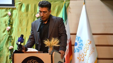 برگزاری محفل ادبی "روز شعر و ادب فارسی" در کرمانشاه