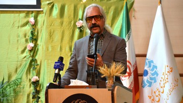 برگزاری محفل ادبی "روز شعر و ادب فارسی" در کرمانشاه